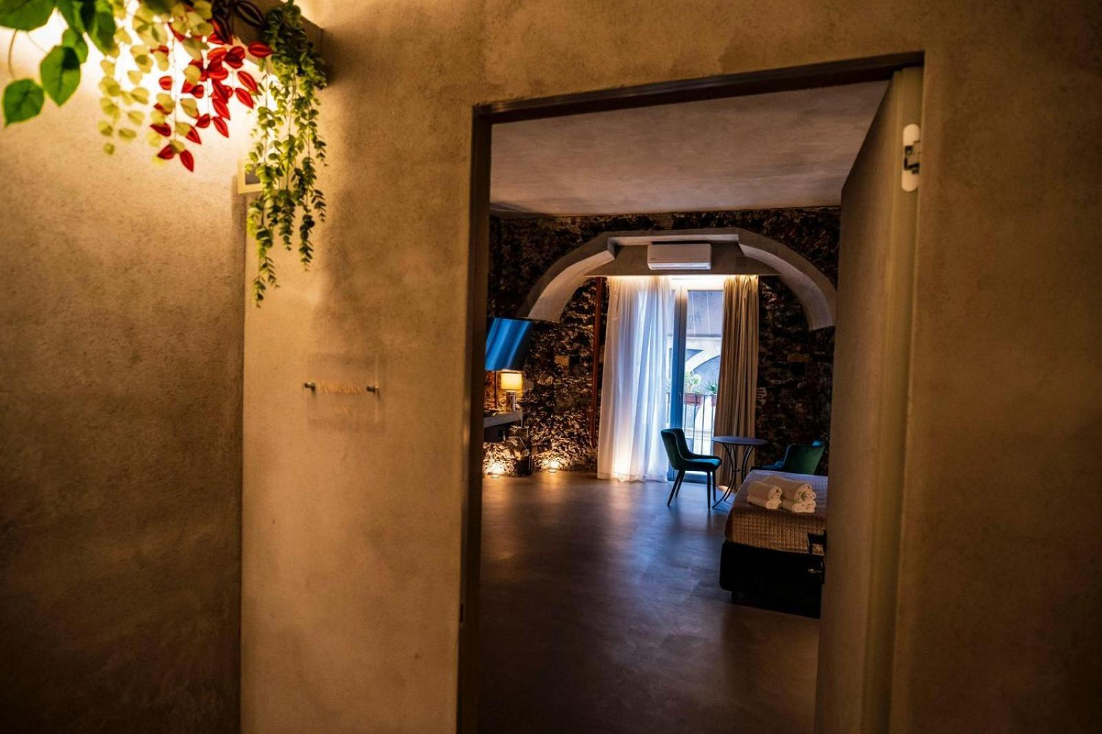 Charme Catania Central Suites Eksteriør bilde
