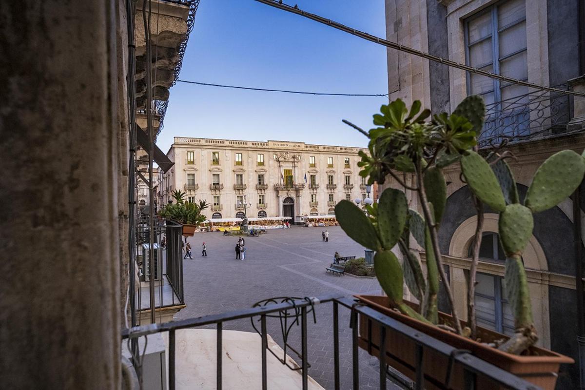 Charme Catania Central Suites Eksteriør bilde